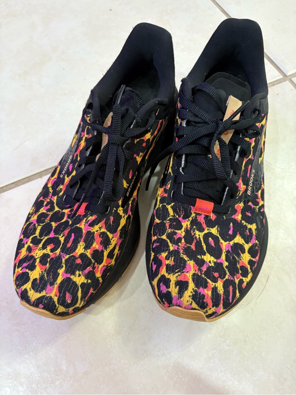 Leopard brooks - Picture 2 of 12